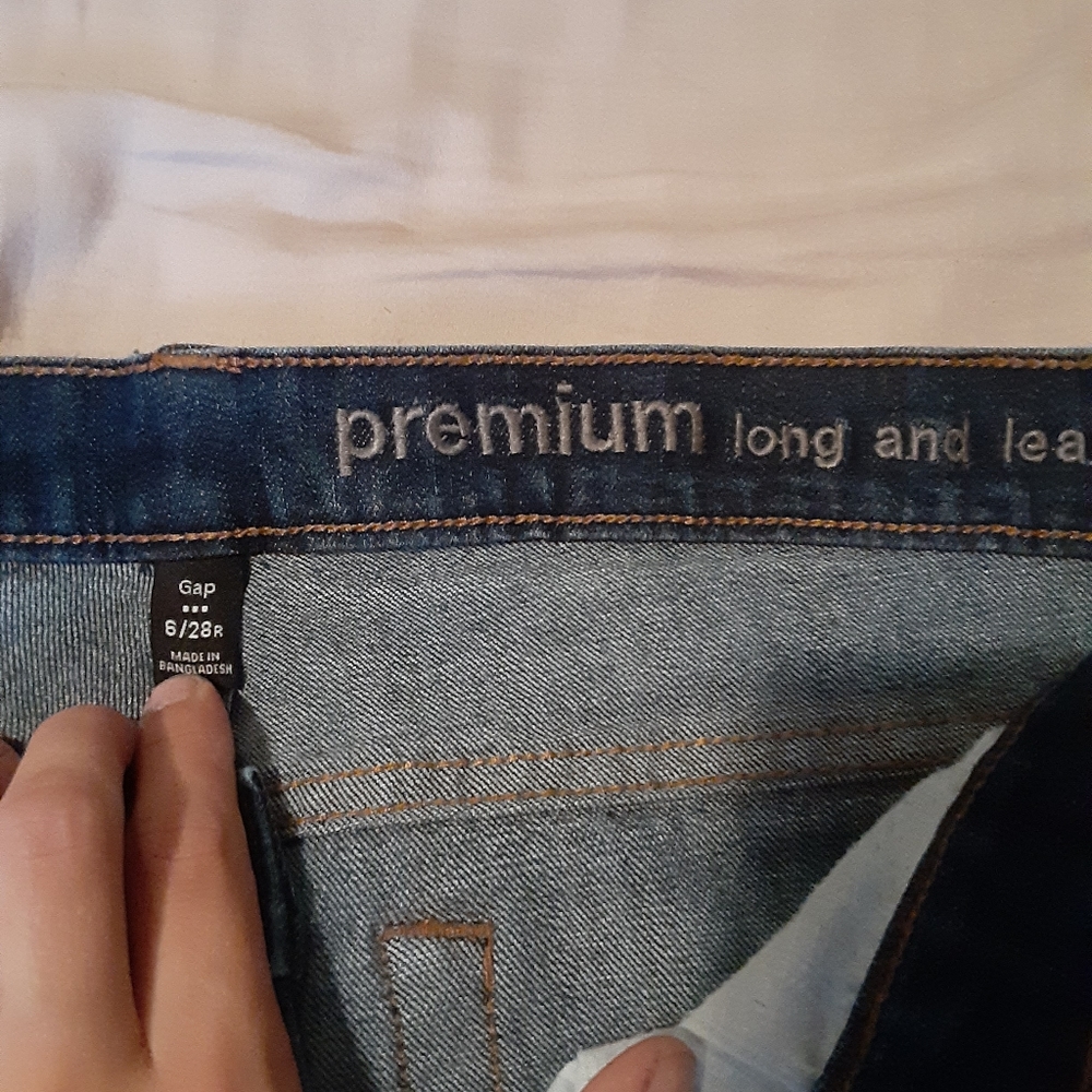 Jeans - Picture 2 of 3